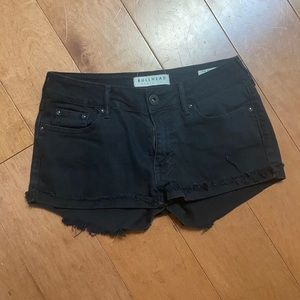 Black Bullhead shortie shorts